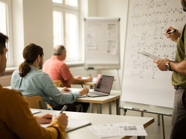 Bild zu Zertifikatskurs im Fach Mathematik, Sekundarstufe II,
Kursteil 2, KI-generiertes Bild